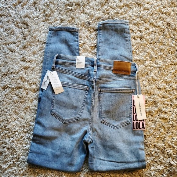 DENIM FORUM | NWT The Lola High Rise Skinny Light Blue Wash (Size 27) - Picture 5 of 9